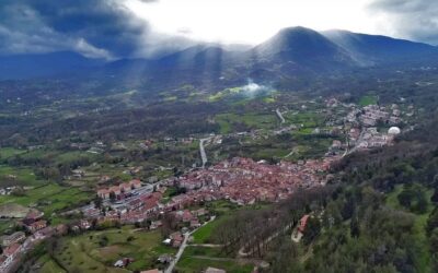 Castelluccio Inferiore e Superiore: Un Viaggio tra Storia e Natura